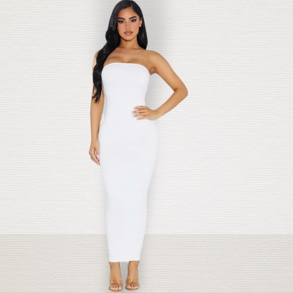 naked wardrobe Dresses & Skirts - NAKED WARDROBE: THE NW TUBE DRESS, WHITE L